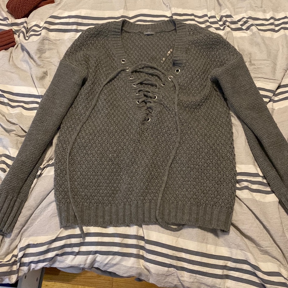 Small gray sweater